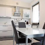 شقة Residenza Contrada *